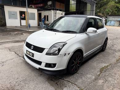 Suzuki Swift PREMIER in Kulim, KDH
