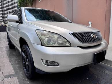 Toyota Harrier 240G in Petaling Jaya, SGR