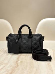 Louis Vuitton Keepall Bandouliere 25