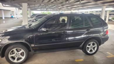 BMW X5 (CBU) in Persiaran Gurney, PNG