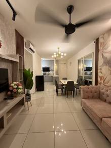 Condominium For Rent in Kenwingston Platz
