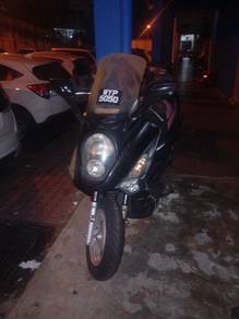 Sym GTS 200