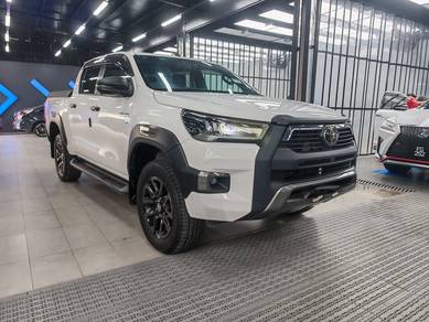 2020 Toyota Hilux G