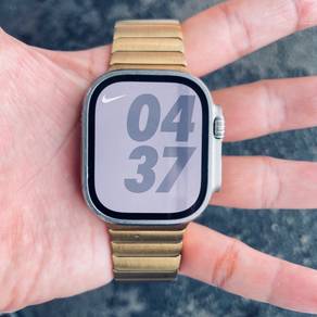 Apple Watch Ultra 2 GPS + Cellular 49mm Titanium