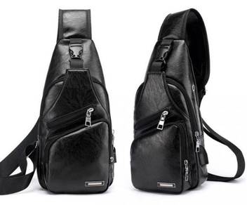 [RAYAPROMO] Black Chest Bag Crossbody Backpack