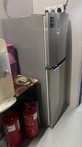 haier peti ais 2 pintu 4 star 216L