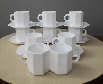 Arcopal White cup saucer
