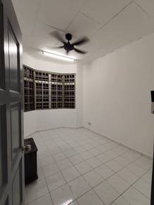 Room in Masai, JHR