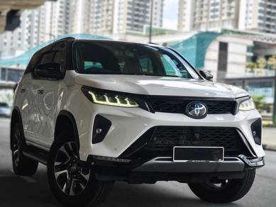 Toyota Fortuner VRZ in Seri Kembangan, SGR