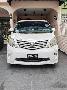 Toyota Alphard 240G in Kuchai Lama, KUL