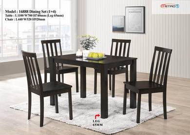 4 Seaters Dining Set DS16888