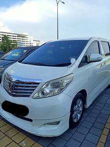 Toyota Alphard 240X in Telok Panglima Garang, SGR
