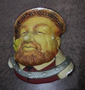 Sea captain bust decor