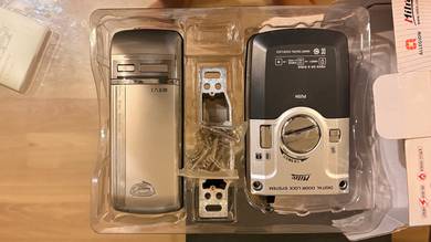 Digital door lock -Brand New