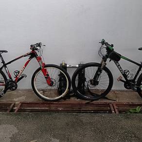 2 unit basikal Dan 1 unit rack untuk dilepaskan...