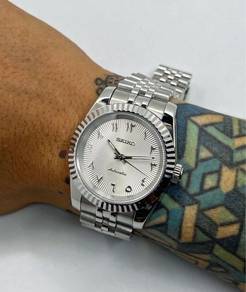 39mm White Lines NoDate Arabic DJ Custom Seiko Mod