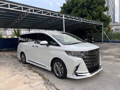 Toyota Alphard Z in Jalan Kuching, KUL