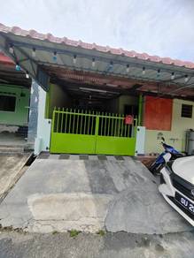 1-storey Terraced House For Sale in Ayer Molek,MLK