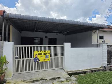 1-storey Terraced House For Sale in Lunas,KDH