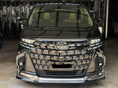 Toyota Alphard EXECUTIVE LOUNGE in Desa Petaling, KUL