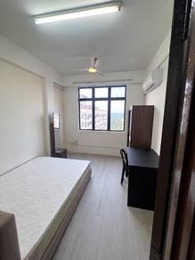 Room in Bukit Beruang, MLK