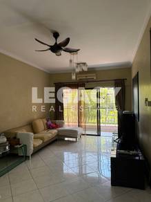 Condominium For Sale in Marina Court