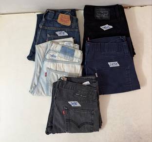 Levi’s Jeans sz 28 Combo::