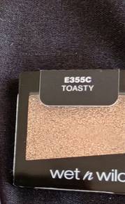 Wet n wild eye shadow 