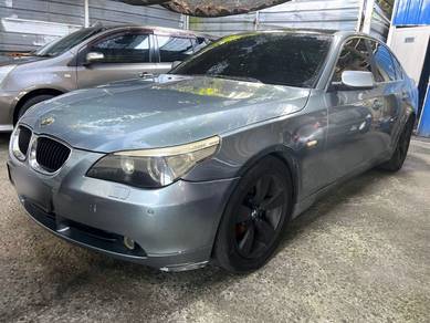 2005 BMW 530i 30i (CBU)