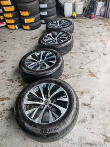 Lexus 18" Lexus Rims with tyres