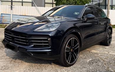 Porsche Cayenne BASE in Damansara, KUL