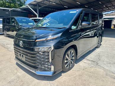 Toyota Voxy S-Z in Kepong, KUL