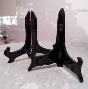 8 Inches Big Wood Plate/Picture Holders (PAIR)