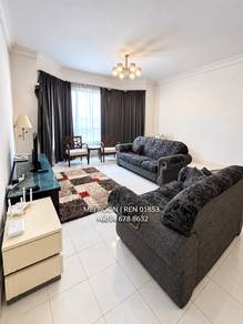 Condominium For Rent in The Peak Condominium