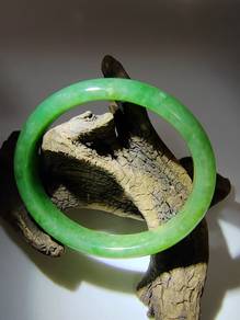 Gelang Jadeite Burma 54.10mm X 47.80mm Hijau Ais