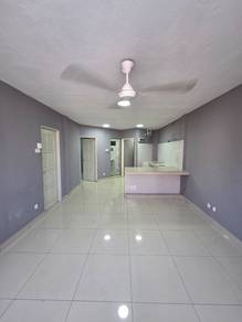 Apartment For Rent in Rampai Court