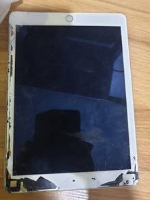 ipad air 2. spare part. lcd broken