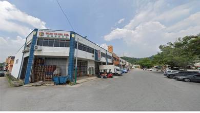 Warehouse / Factory For Sale in Seri Kembangan,SGR