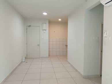 Service Residence For Rent in Majestic Maxim