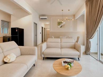 Condominium For Rent in Lucerne Residences