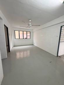 Condominium For Rent in Greenlane Heights