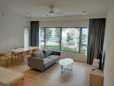 Service Residence For Sale in The Meg by E&O