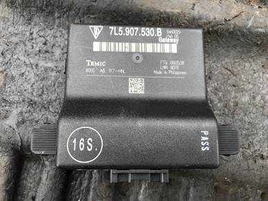 No 9-1-3 Porsche Cayenne 957 Multiplex Module