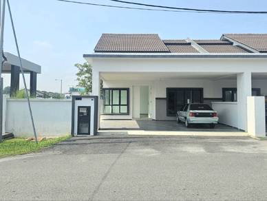 Semi-Detached House For Sale in Durian Tunggal,MLK