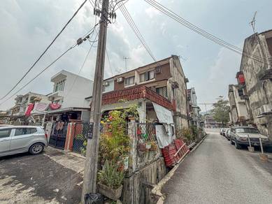 3-storey Terraced House For Sale in Ampang,SGR