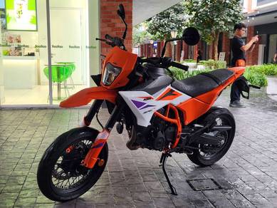 KTM 690 SMC R