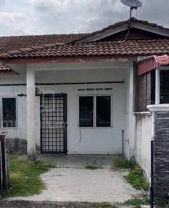 1-storey Terraced House For Sale in Banting,SGR
