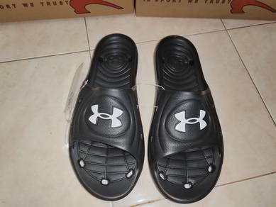 ITEM BARU_Sandal Under Armour size 9uk_44eur