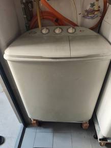 Semi auto washing machine