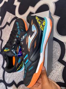 kasut futsal joma size 7.5uk